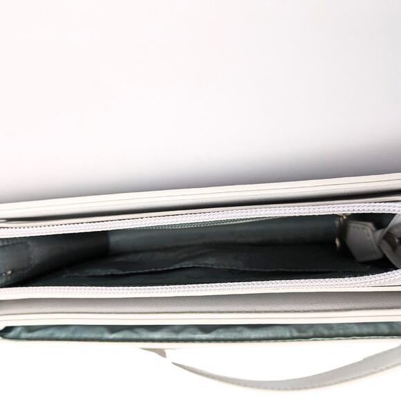 Pixie Mood Zoe Crossbody Vegan Leather Shoulder Bag - Picture 7 of 7